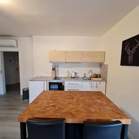 Apartmán Tower28 *